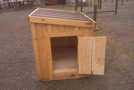 4' x 4' Dog House (large) 4' x 4' Dog House (large)
